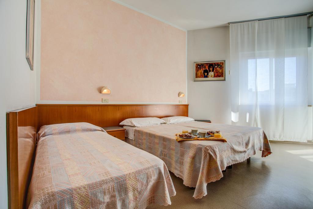 Hotel San Giorgio Milano Marittima Chambre photo